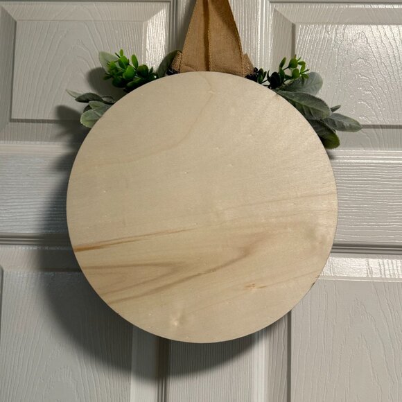 Front Door Round Welcome Floral Bow Details Wooden Wreath Sign New with Tags - Picture 3 of 4
